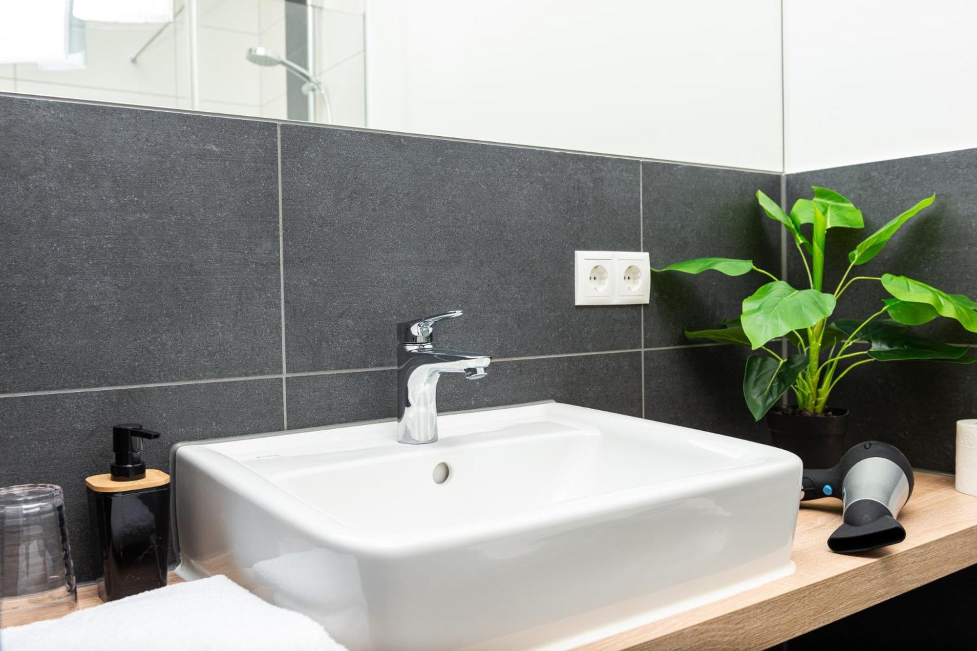 Aparthotel Avangard Living Fitness & Spa 福希海姆 外观 照片